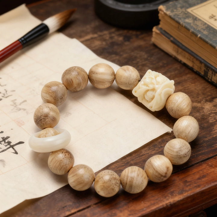 Aquilaria Bracelet with Auspicious beast Rotating ring - Calming the mind, Changing luck, Supplementing Wood, Counteract evil force