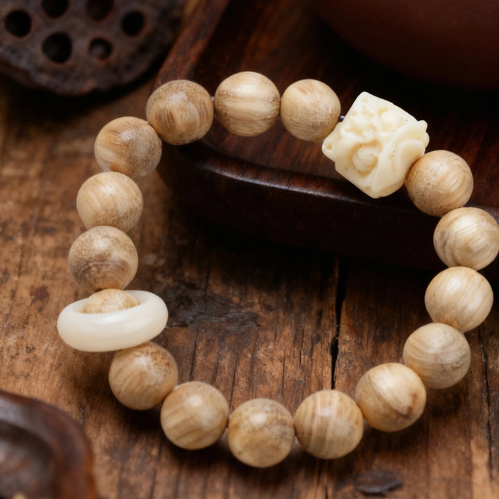 Aquilaria Bracelet with Auspicious beast Rotating ring - Calming the mind, Changing luck, Supplementing Wood, Counteract evil force