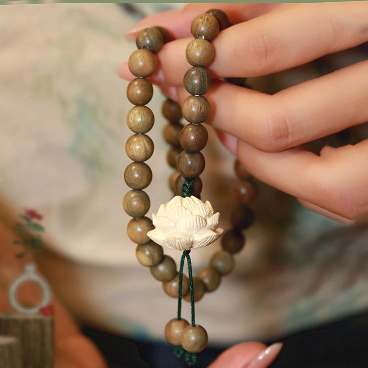 Green Sandalwood Lotus Bracelet - Blessing, Auspiciousness, Natural Zen, Middle-aged Elegant