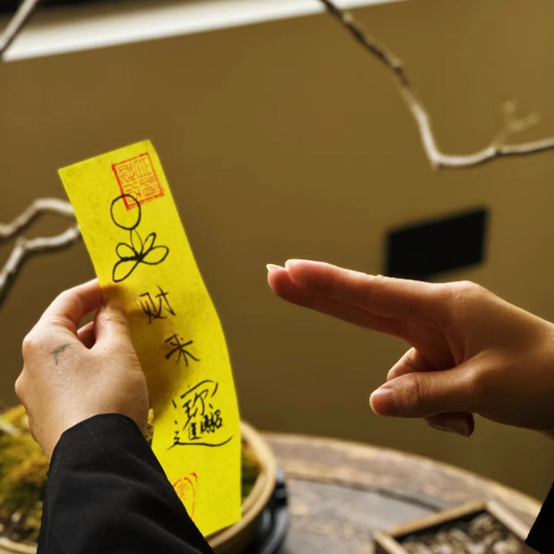 Screen Fatigue is Real: 5 Ways to Reconnect with Yourself