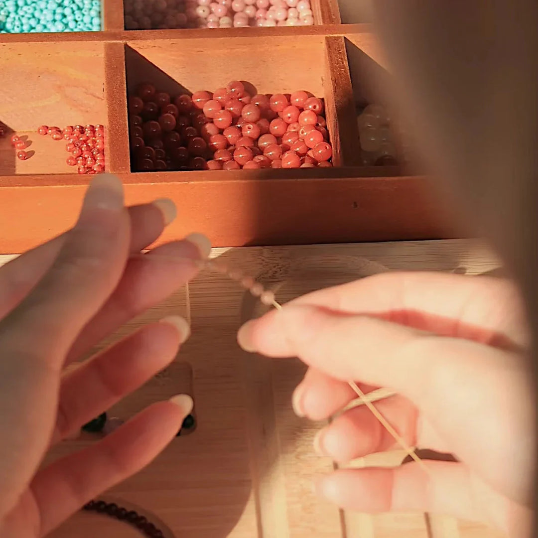 When Not to Wear a Bracelet: How Mindset and Environment Determine Its Meaning
