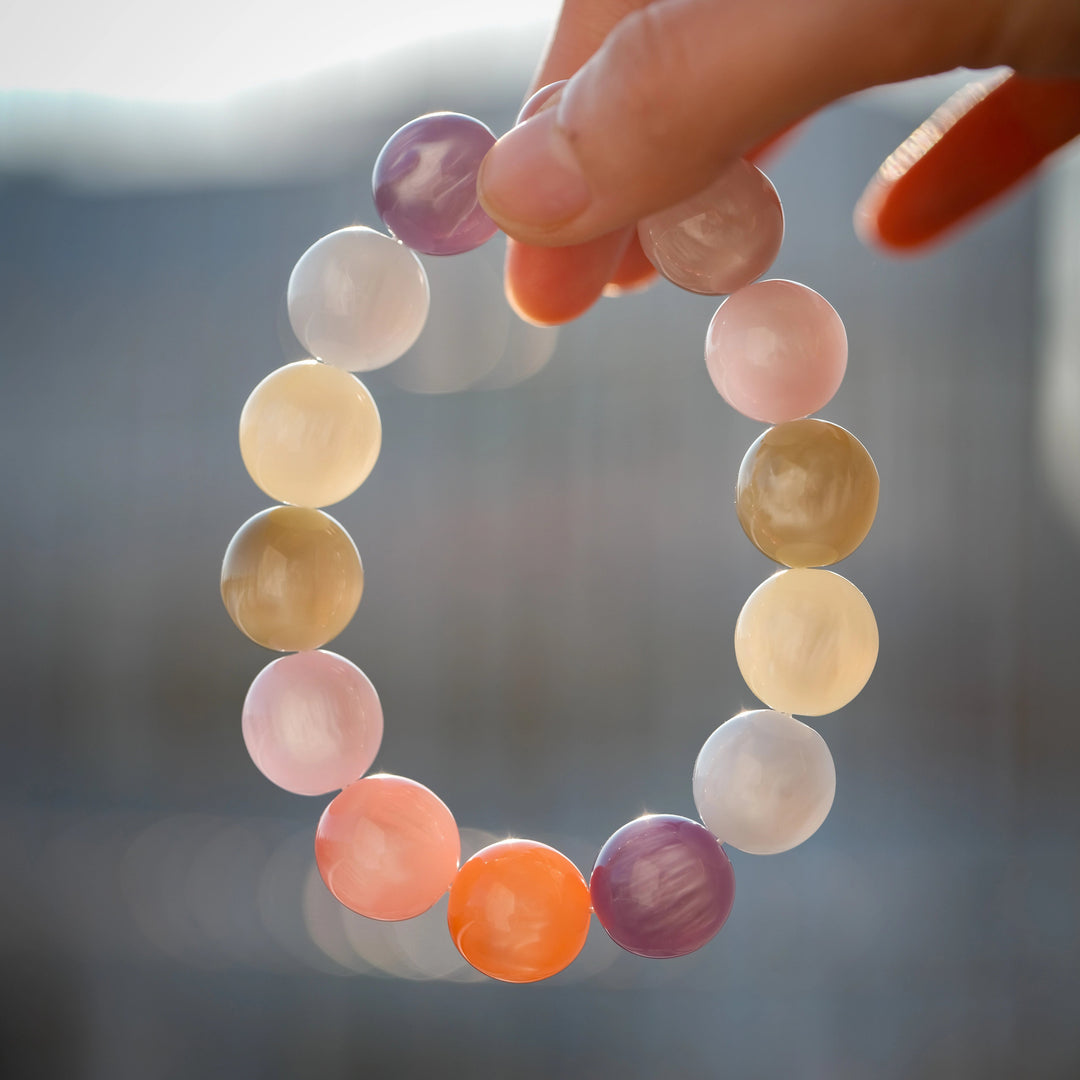 Pure Mica Bracelet — Natural Iridescence & Smooth Presence